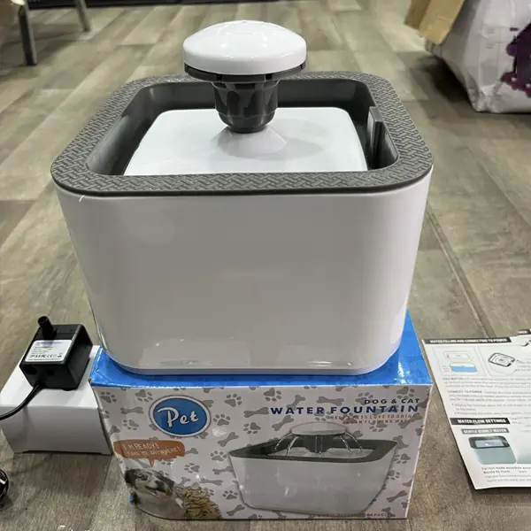 Fuente para Gato